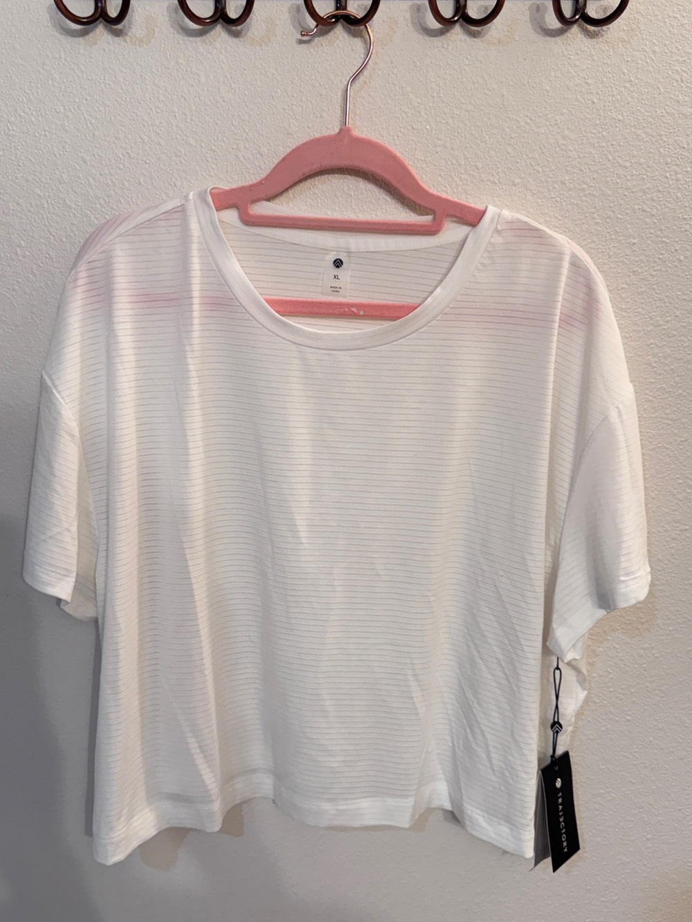 NWT! TRAJ3CTORY Casual Ribbed Crewneck Women's Top active wear